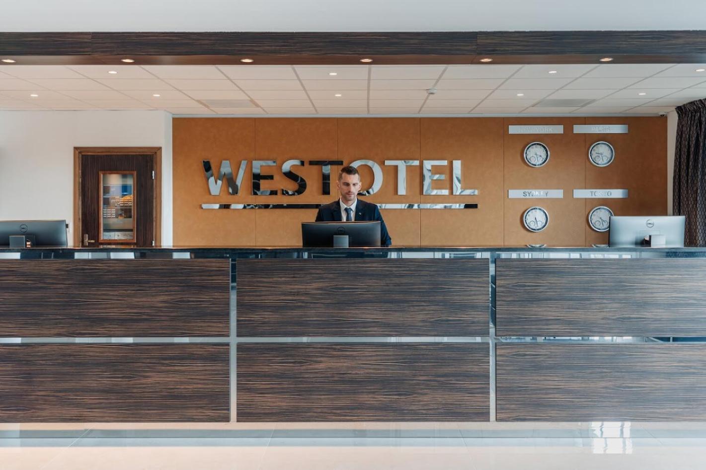 Westotel Taverny - Paris Val-D'Oise 외부 사진